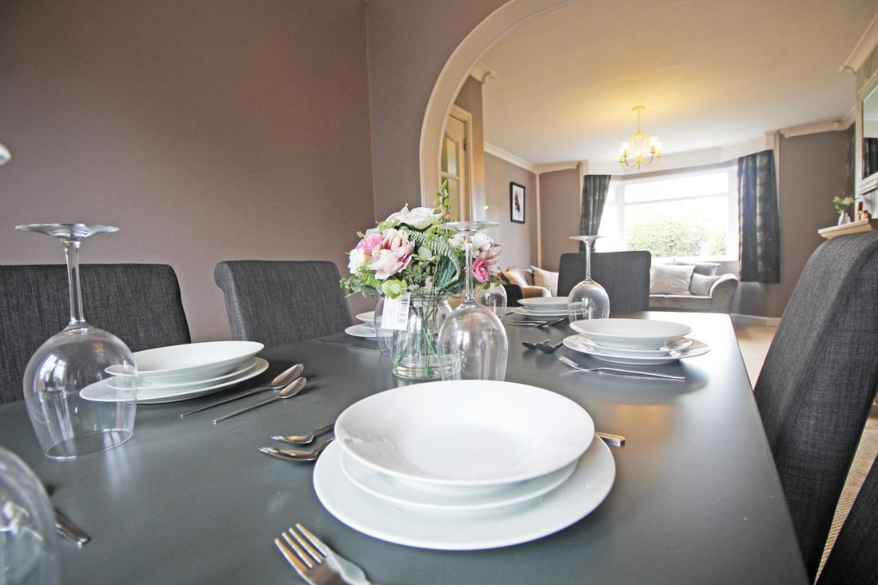 Queens Road - Luxury Spacious Home In Chester Christleton 외부 사진