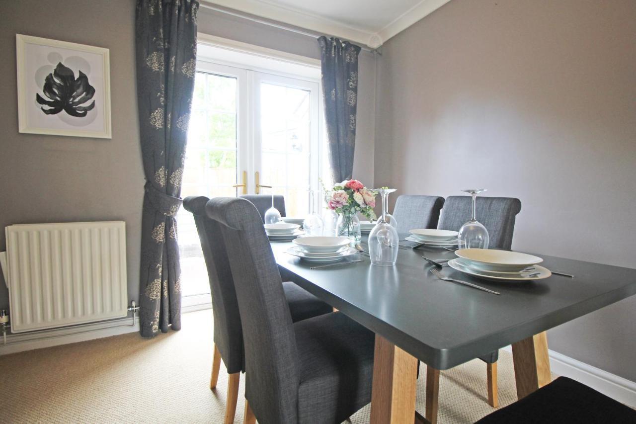 Queens Road - Luxury Spacious Home In Chester Christleton 외부 사진