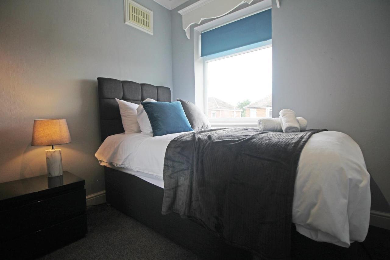 Queens Road - Luxury Spacious Home In Chester Christleton 외부 사진