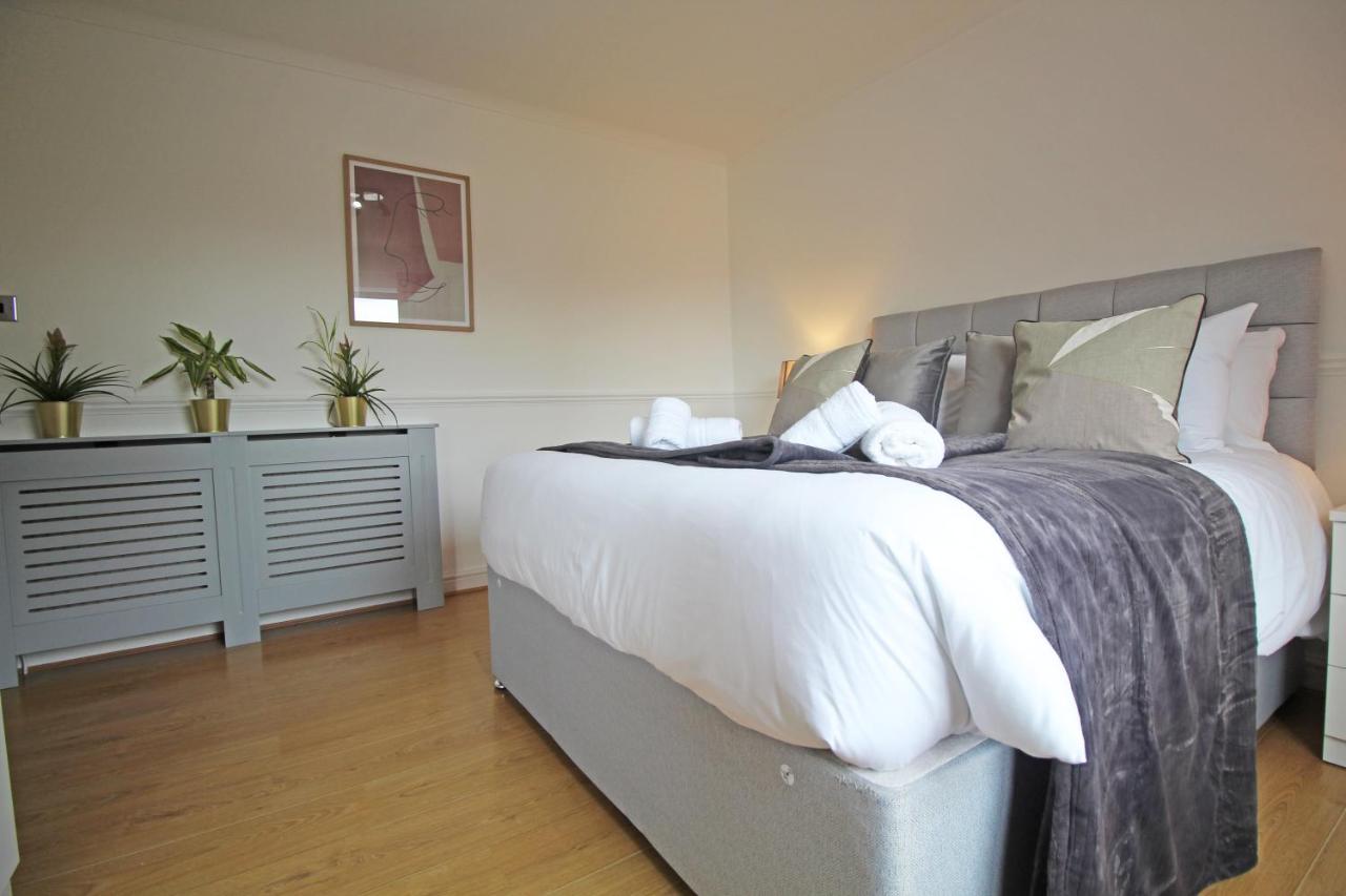 Queens Road - Luxury Spacious Home In Chester Christleton 외부 사진