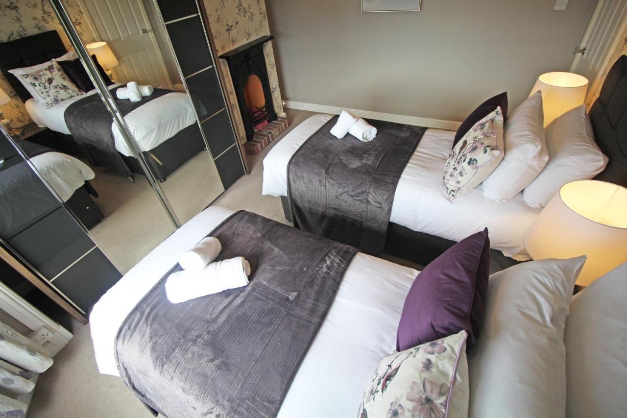 Queens Road - Luxury Spacious Home In Chester Christleton 외부 사진