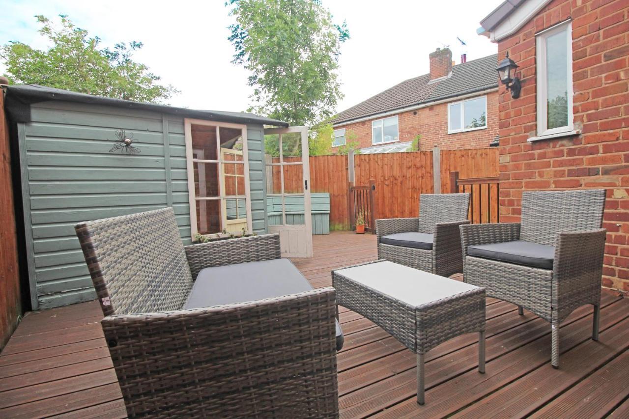 Queens Road - Luxury Spacious Home In Chester Christleton 외부 사진