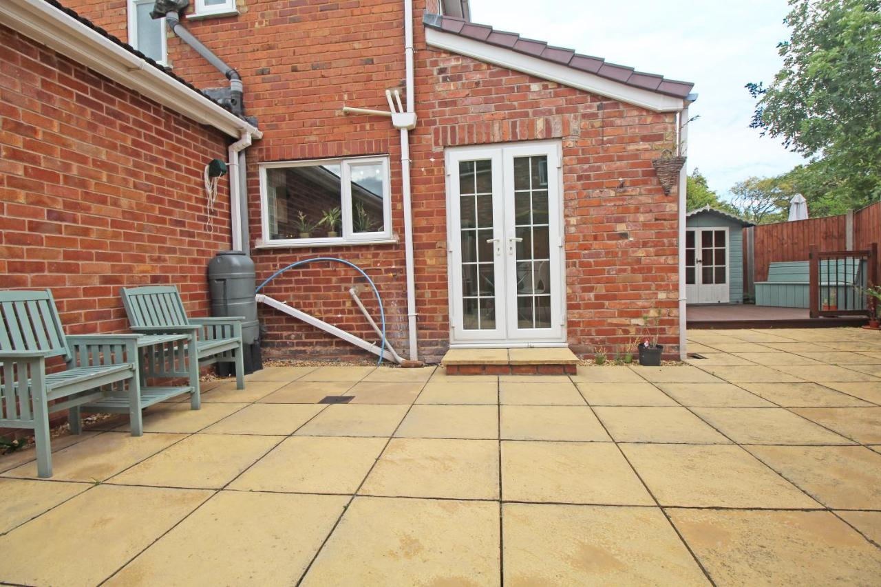 Queens Road - Luxury Spacious Home In Chester Christleton 외부 사진