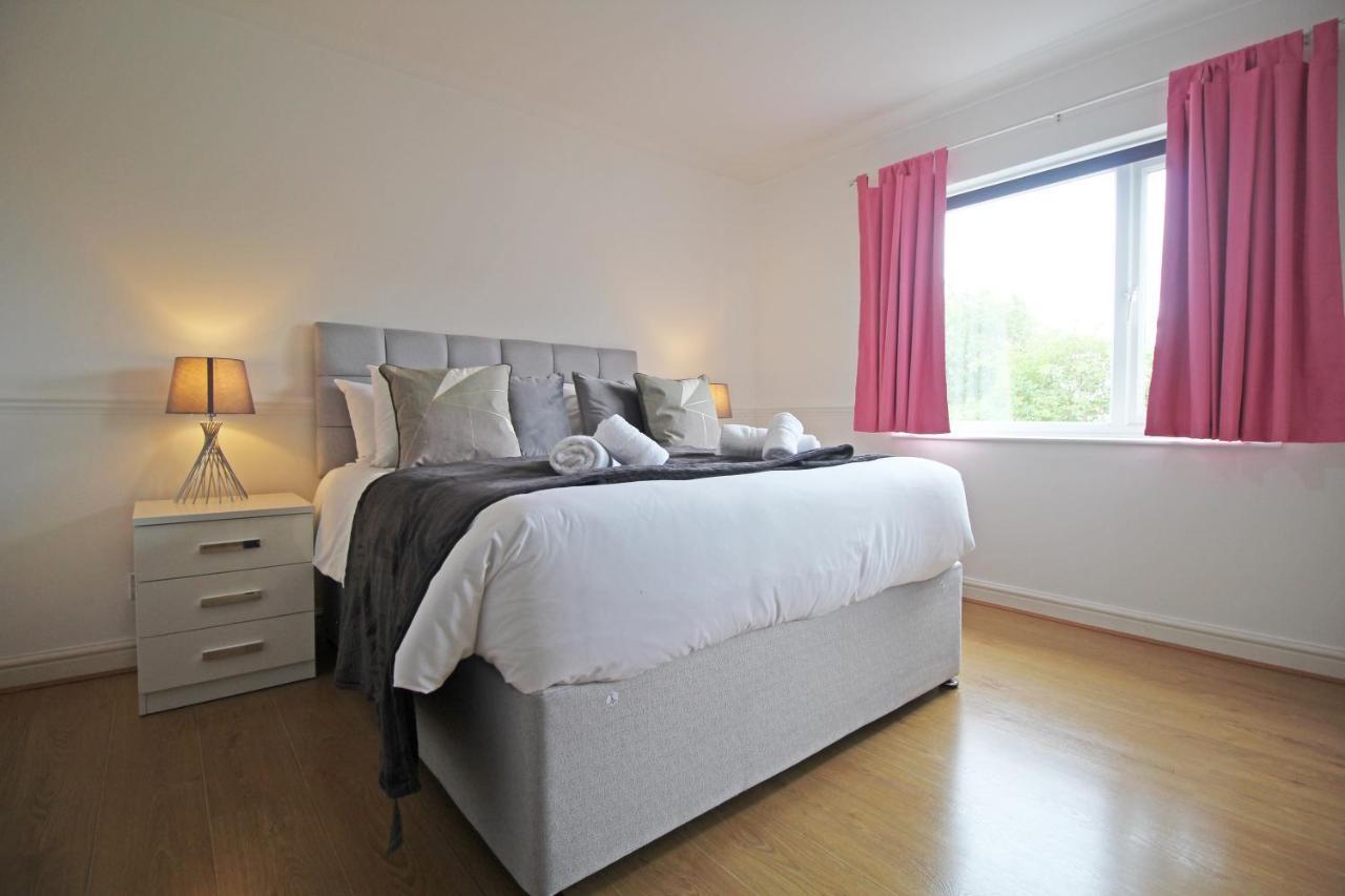 Queens Road - Luxury Spacious Home In Chester Christleton 외부 사진